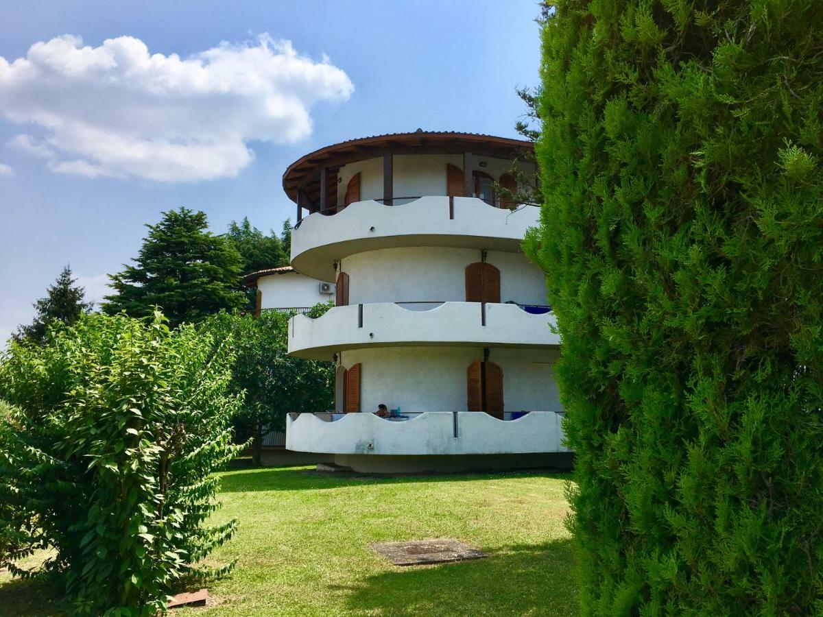 Venere Apartment Peschiera del Garda Bagian luar foto