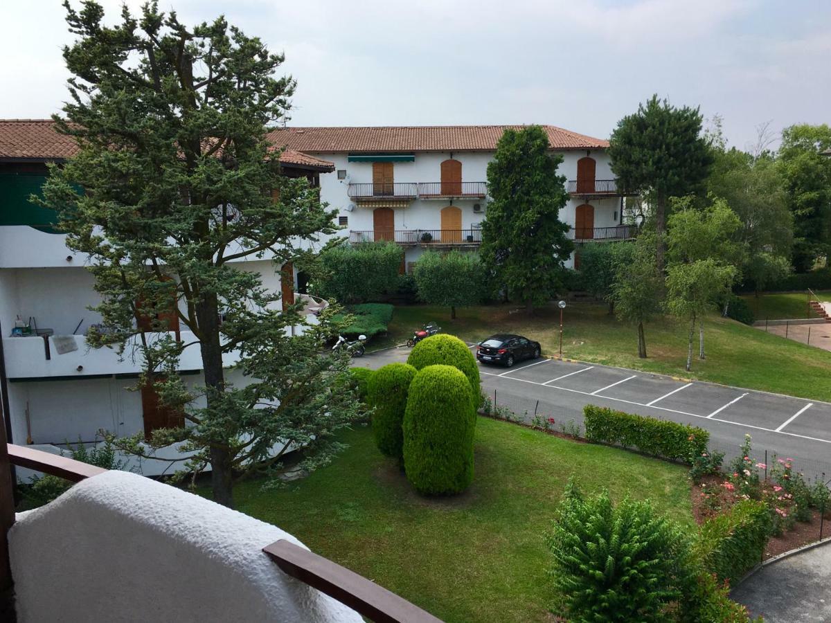 Venere Apartment Peschiera del Garda Bagian luar foto